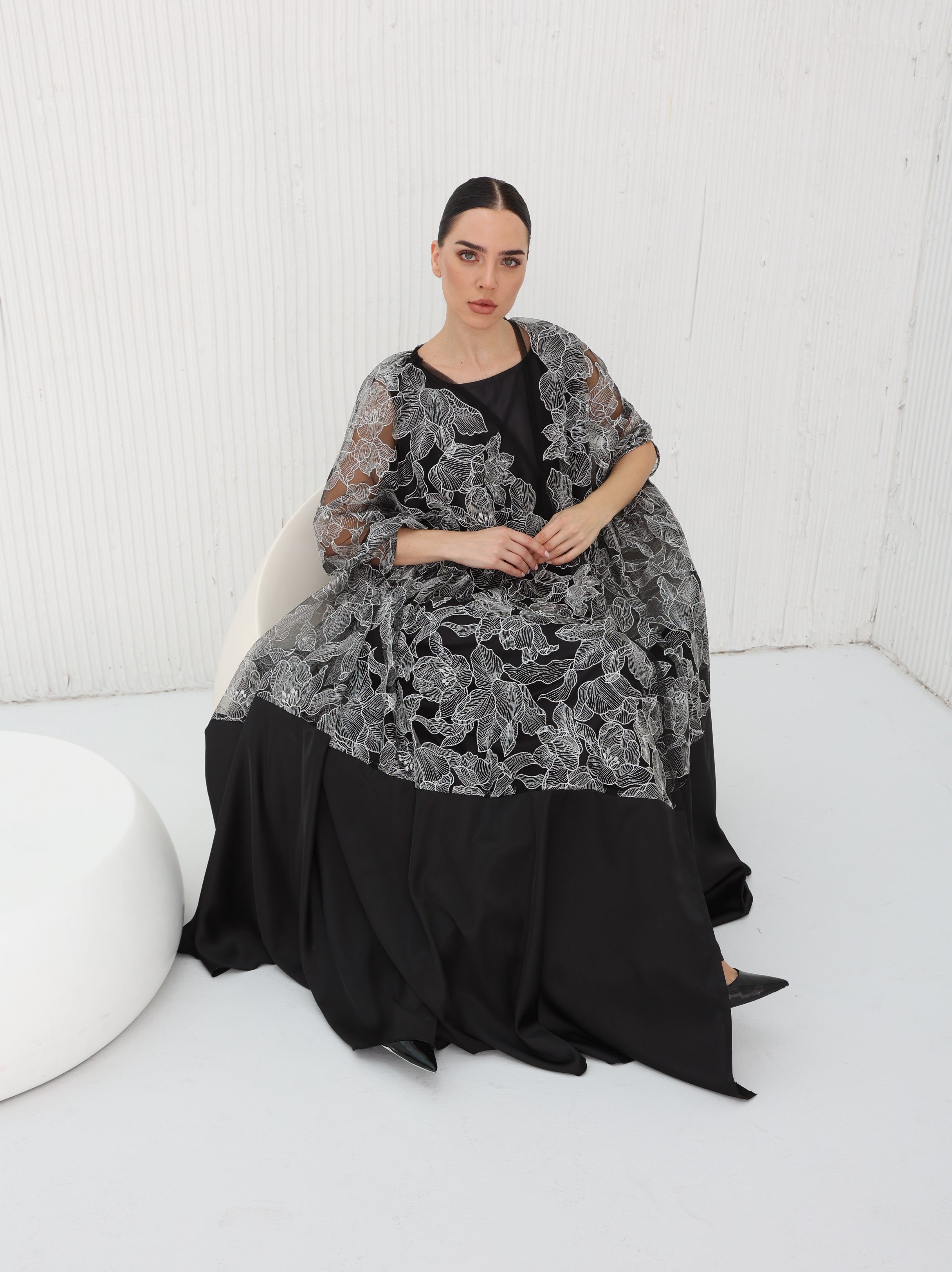 Regalia Noir Abaya