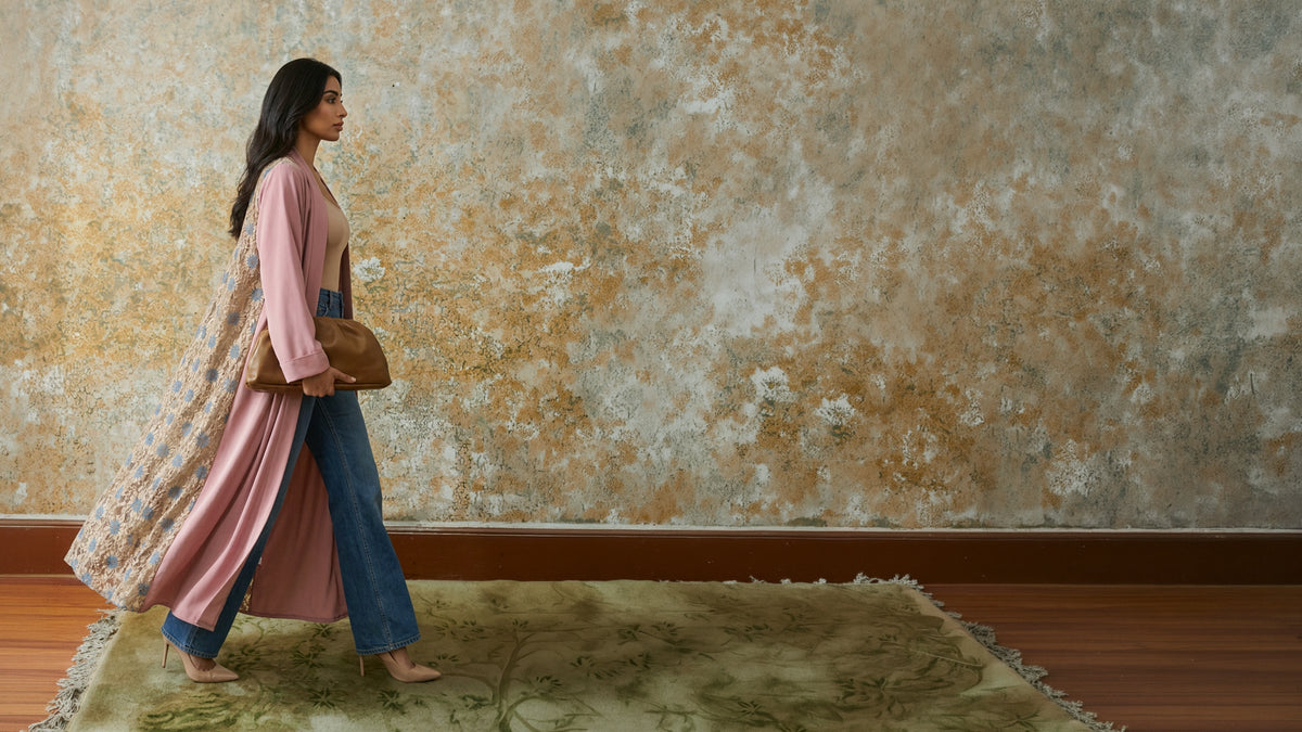 Desktop_Banner_Walk.webp