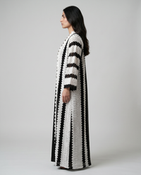 Lines Abaya (Black)