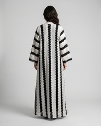Lines Abaya (Black)