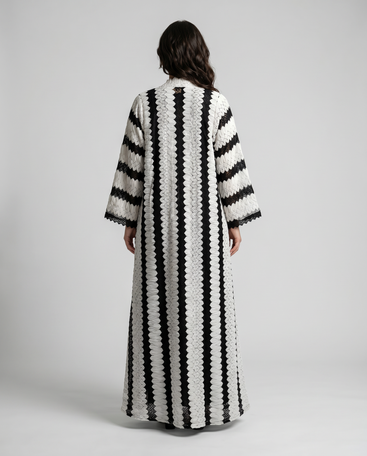 Lines Abaya