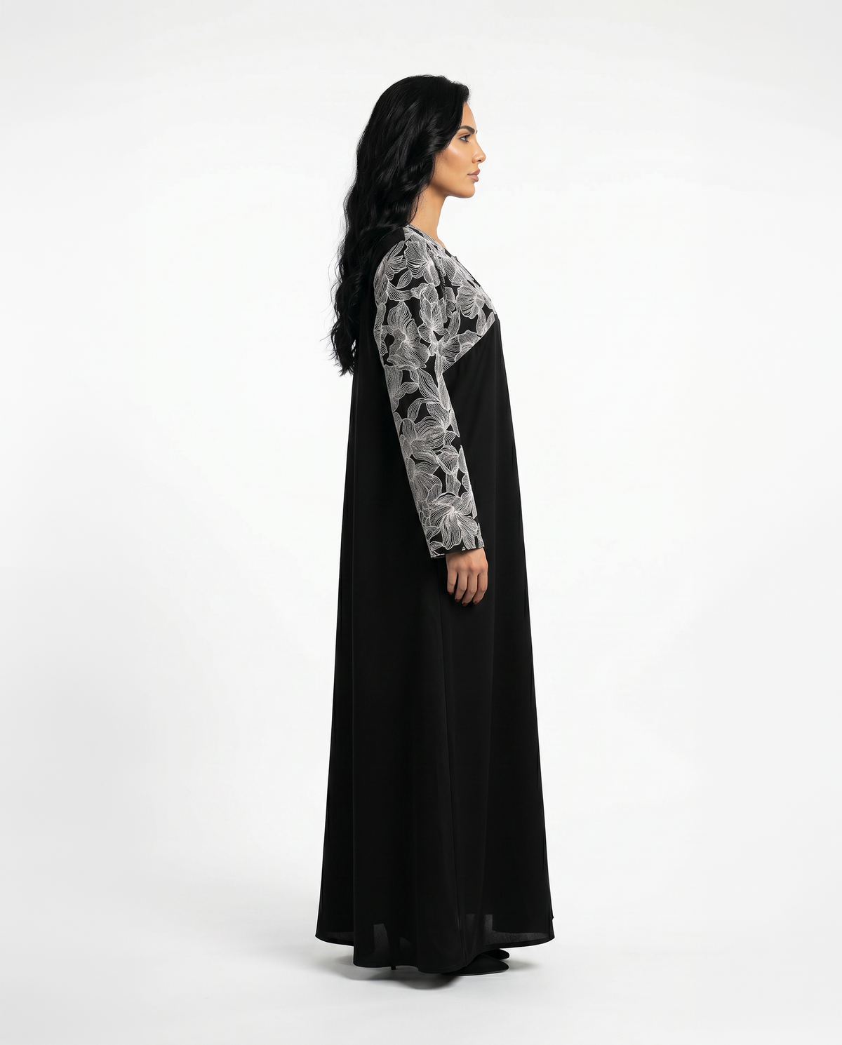Zahra Al-Layl Abaya